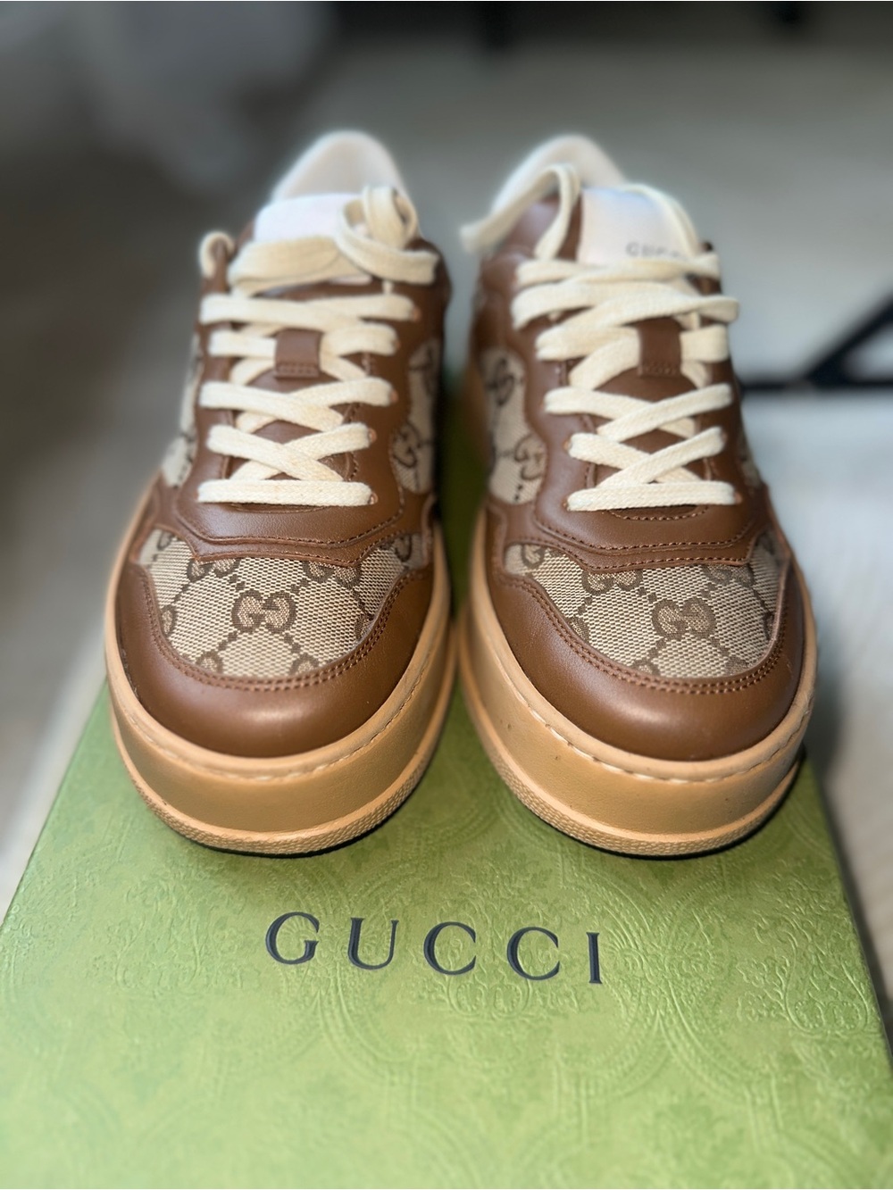 Gucci GG Sneakers with Dust Bag extra Cream Laces